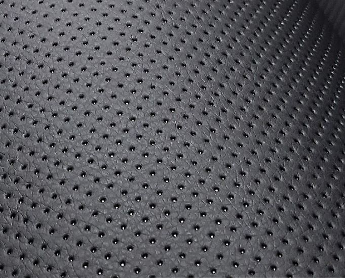 Coupon en simili cuir matelassé point noir 45x50cm