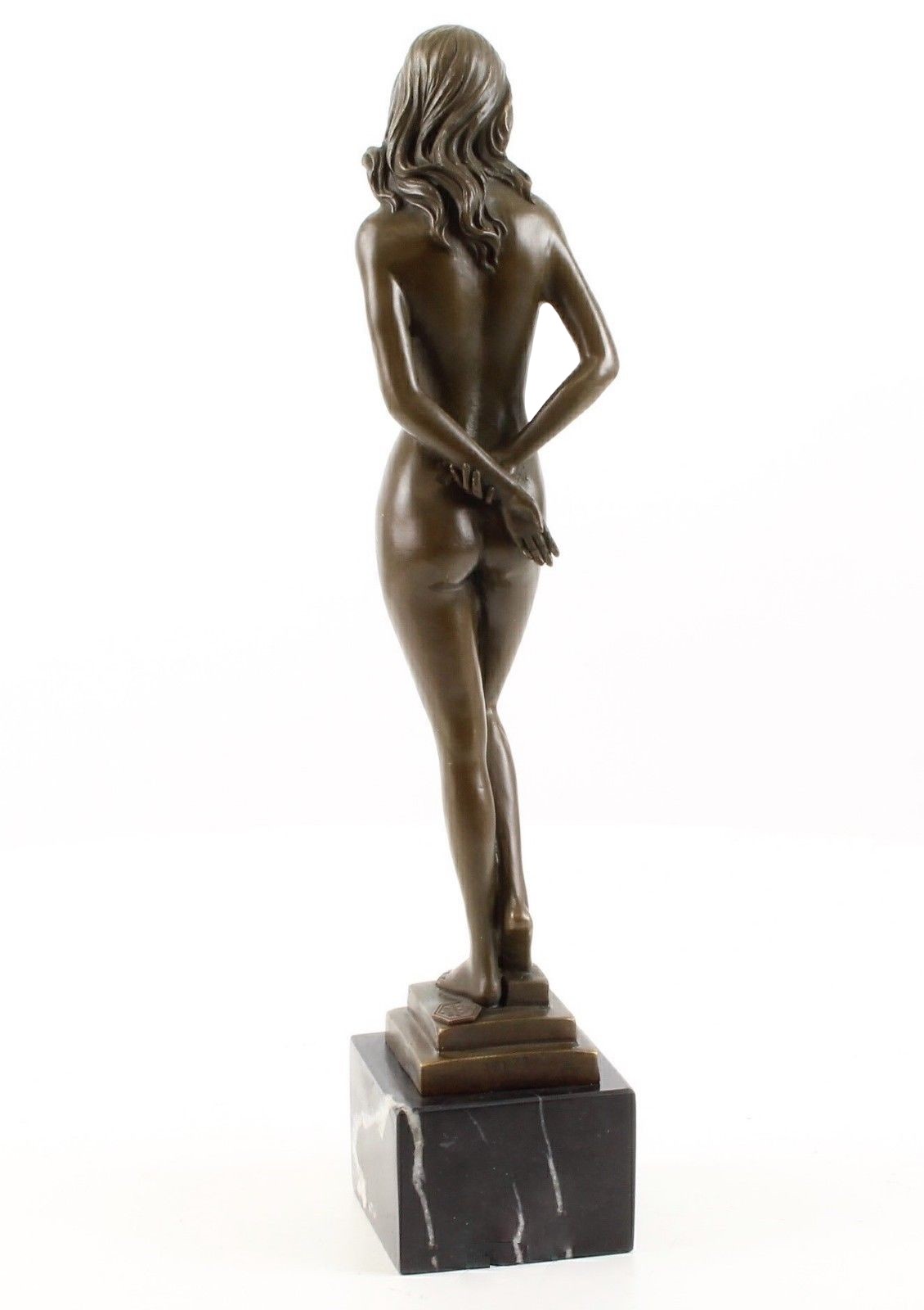 Statue-bronze-femme-nue-a