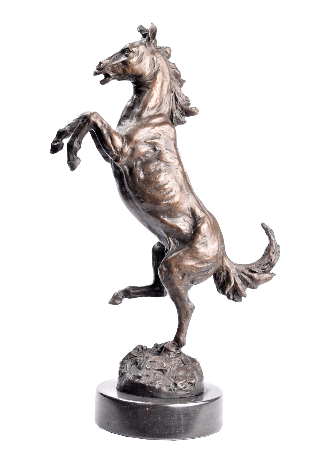 Statue-bronze-cheval-cabre-a