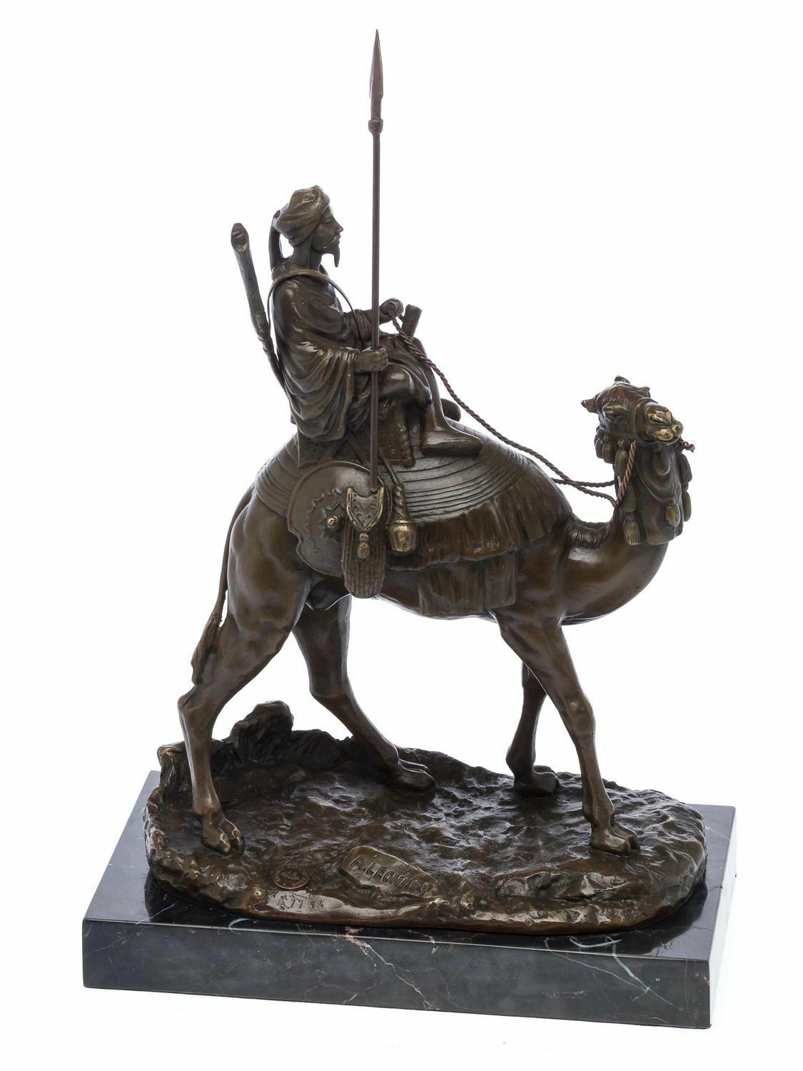 Statue-bronze-bedouin-a