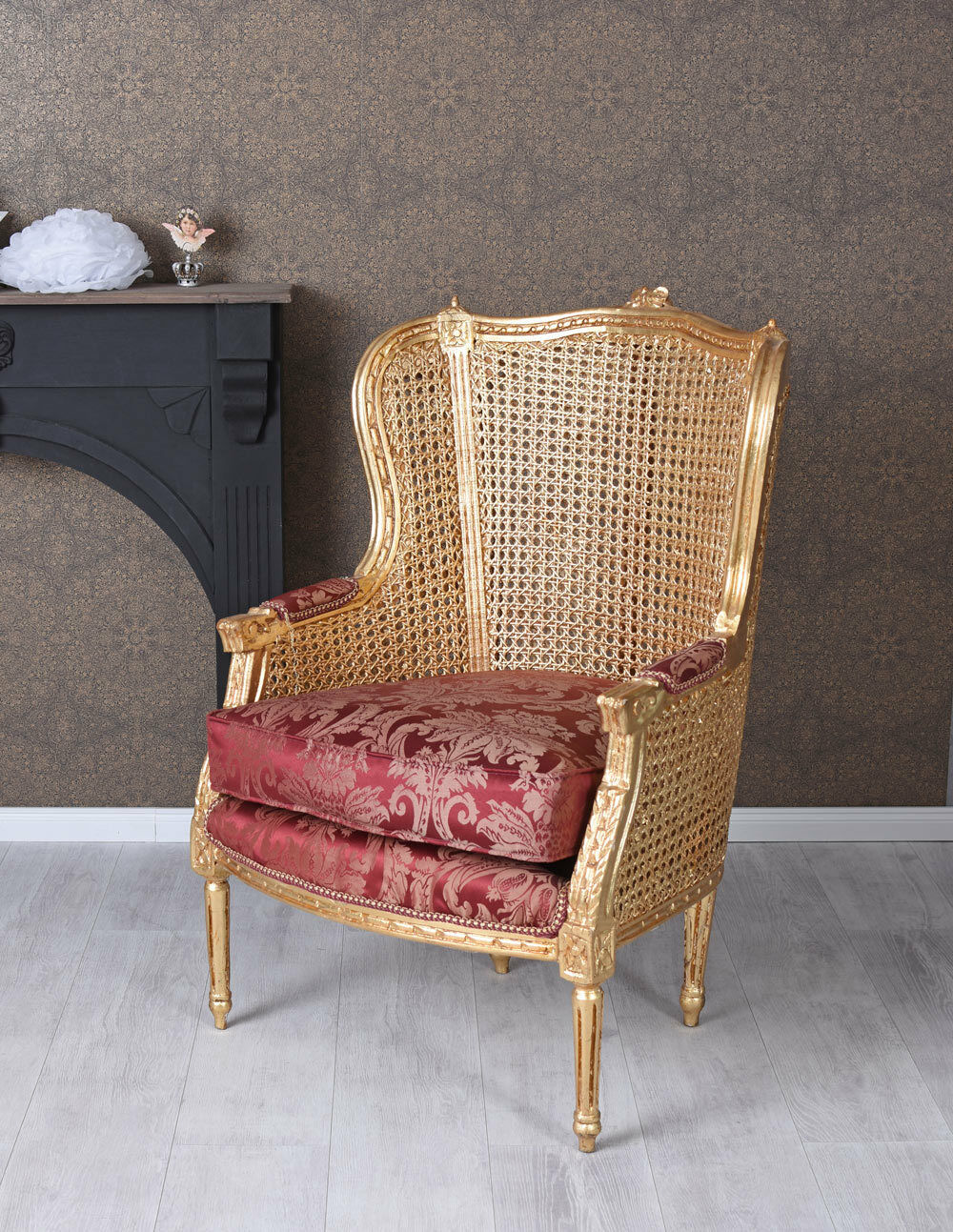 Bergere-Louis-XVI-dore-a