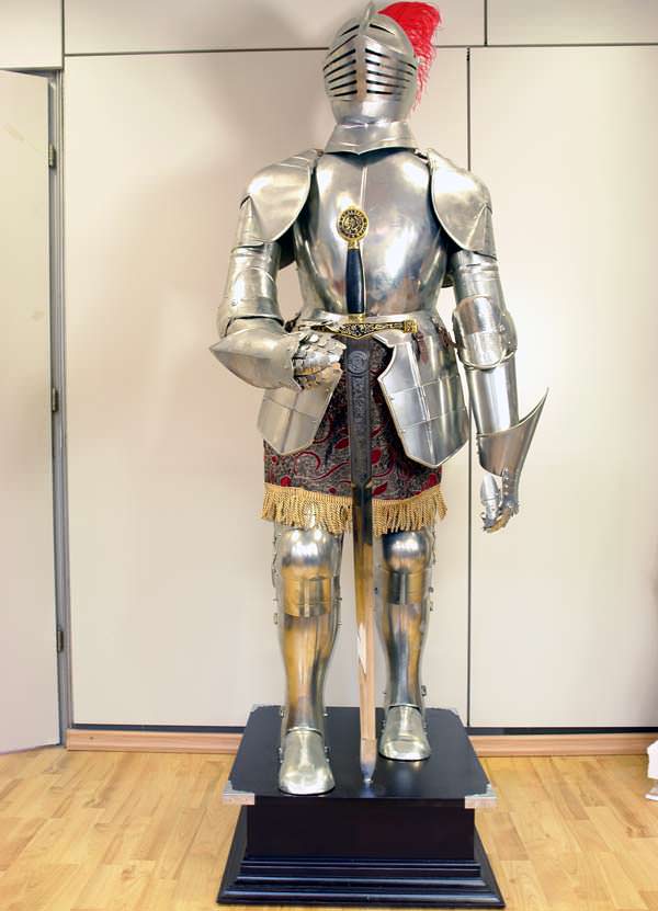 Armure-chevalier-medieval-a