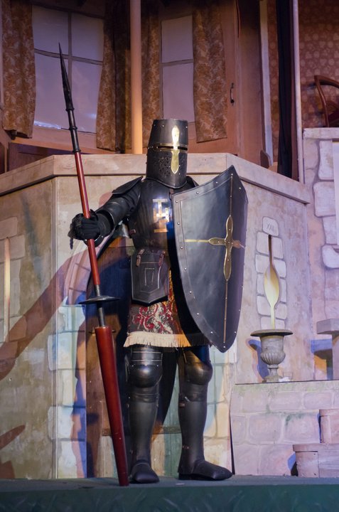 Armure médiévale de chevalier de joute Henri II - Sur socle - 205 cm -  Cdiscount Maison