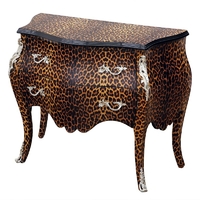 Commode galbée baroque en hêtre avec motifs léopard Zanzibar