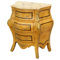 Commode galbée style Louis XV en loupe d'orme Loriol