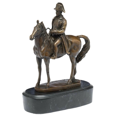 Statue-Napoleon-cheval-bronze