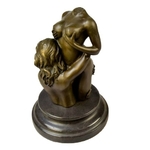 Statue-bronze-lesbiennes-b