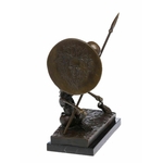 Statue-bronze-guerrier-squelette-c