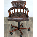 Fauteuil-victorien-chesterfield