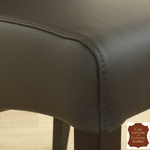 chaises-colonial-cuir-marron-c