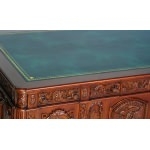 Bureau-Resolute-Desk-Obama-c