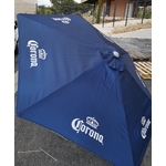 Grand parasol corona bleu