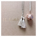 Ilado moon or rose