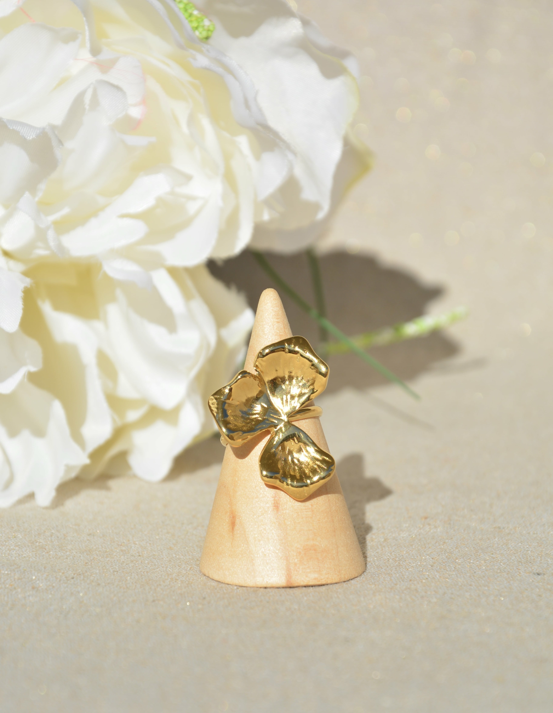 BAGUE TRILIUM.          -min