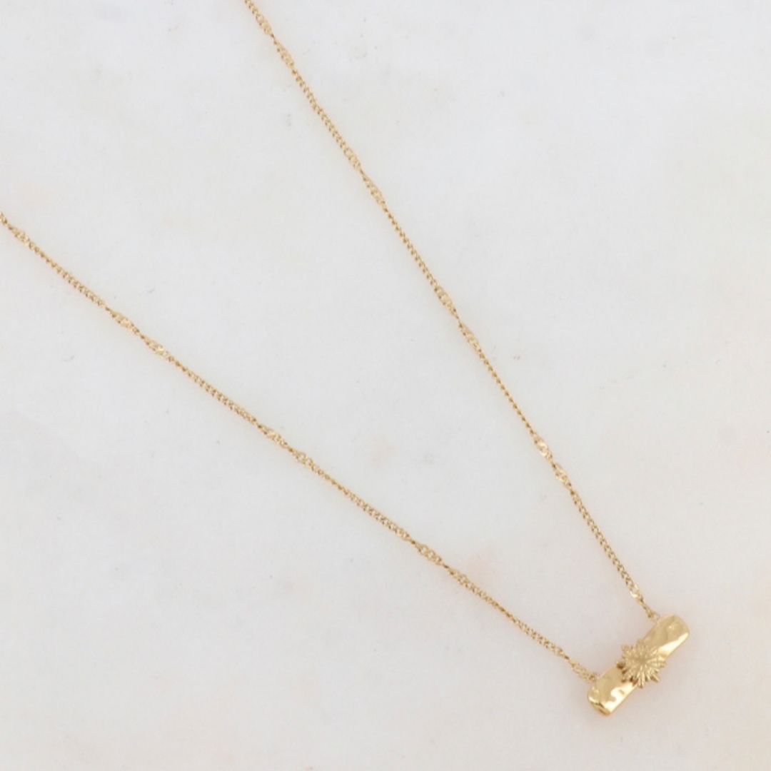 Collier Saya