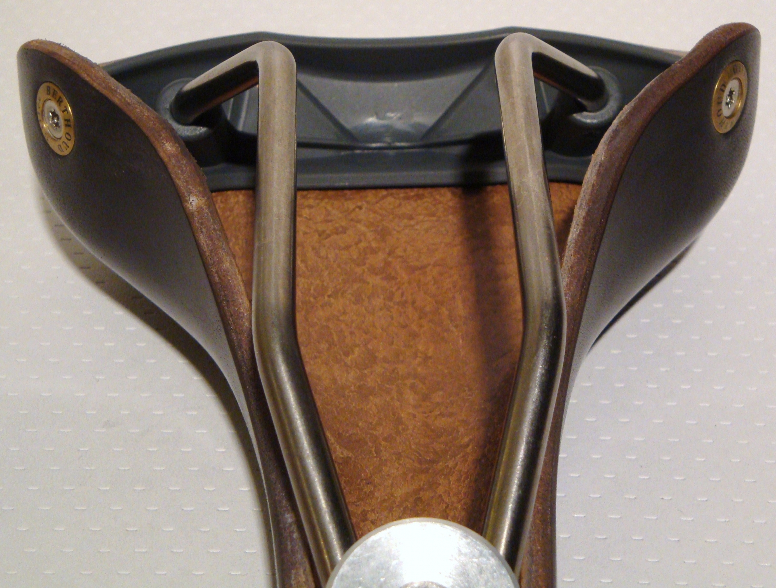 Gilles Berthoud Galibier Black saddle 8