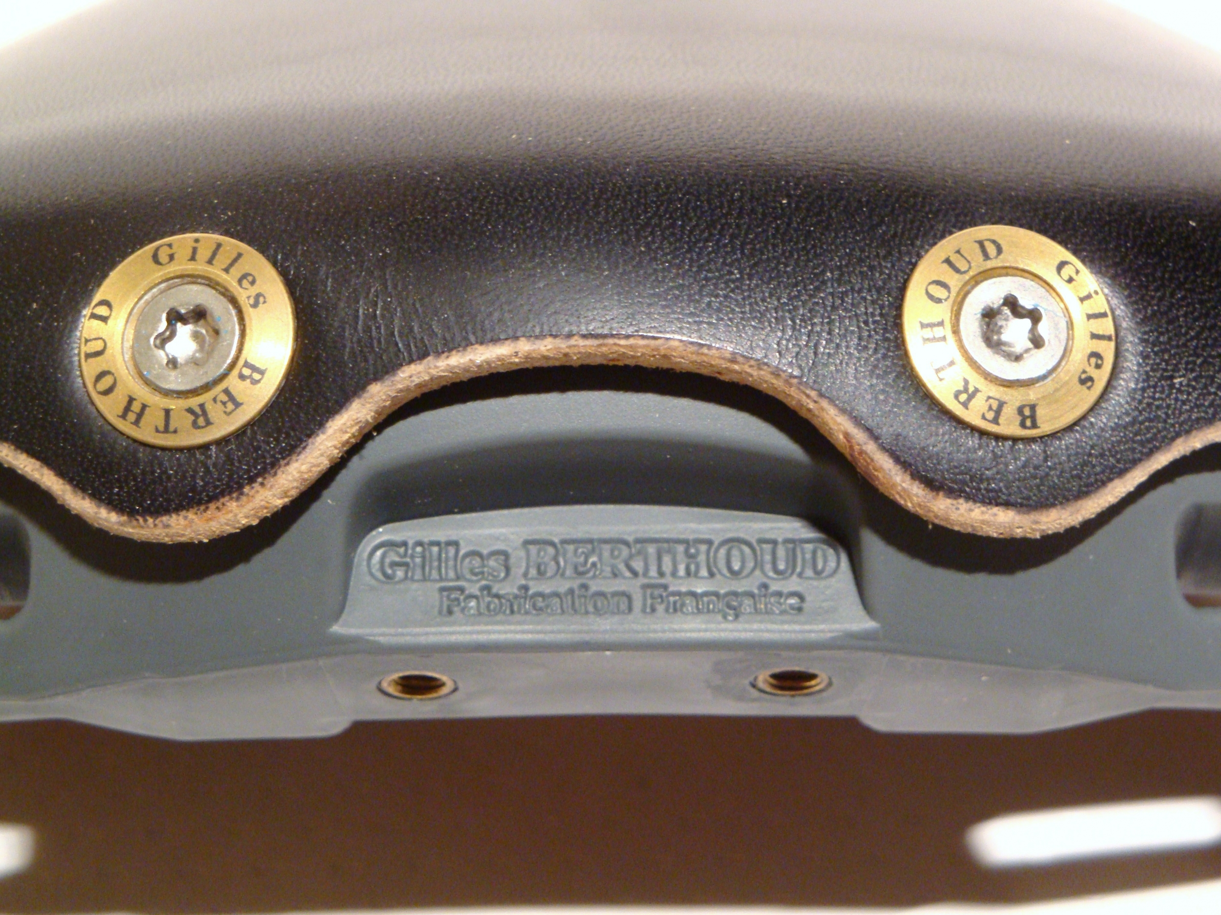 Gilles Berthoud Aspin Black saddle 4