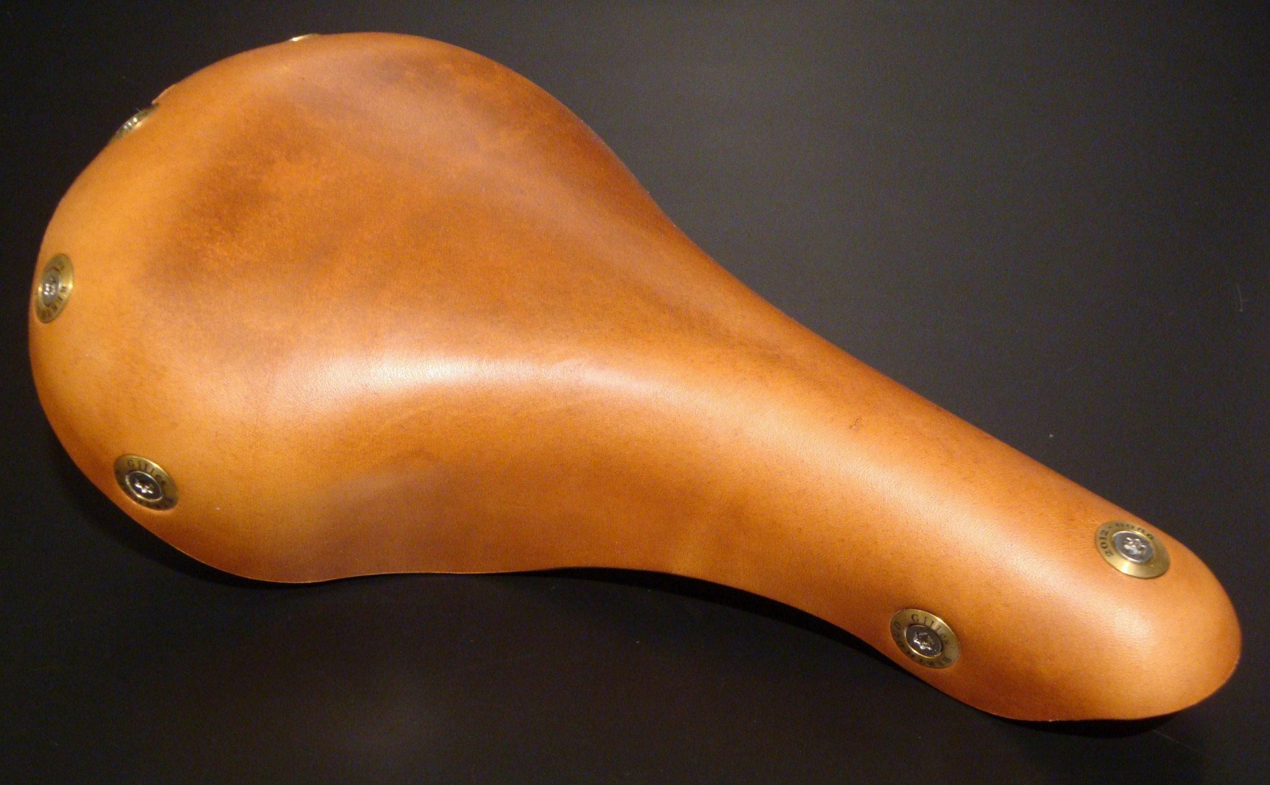 Gilles Berthoud Marie Blanque Natural saddle