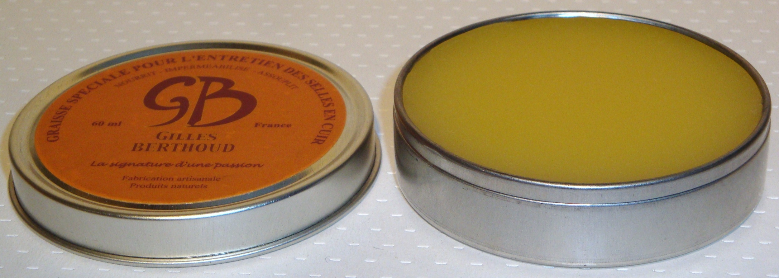 Gilles Berthoud grease wax for leather saddle 3