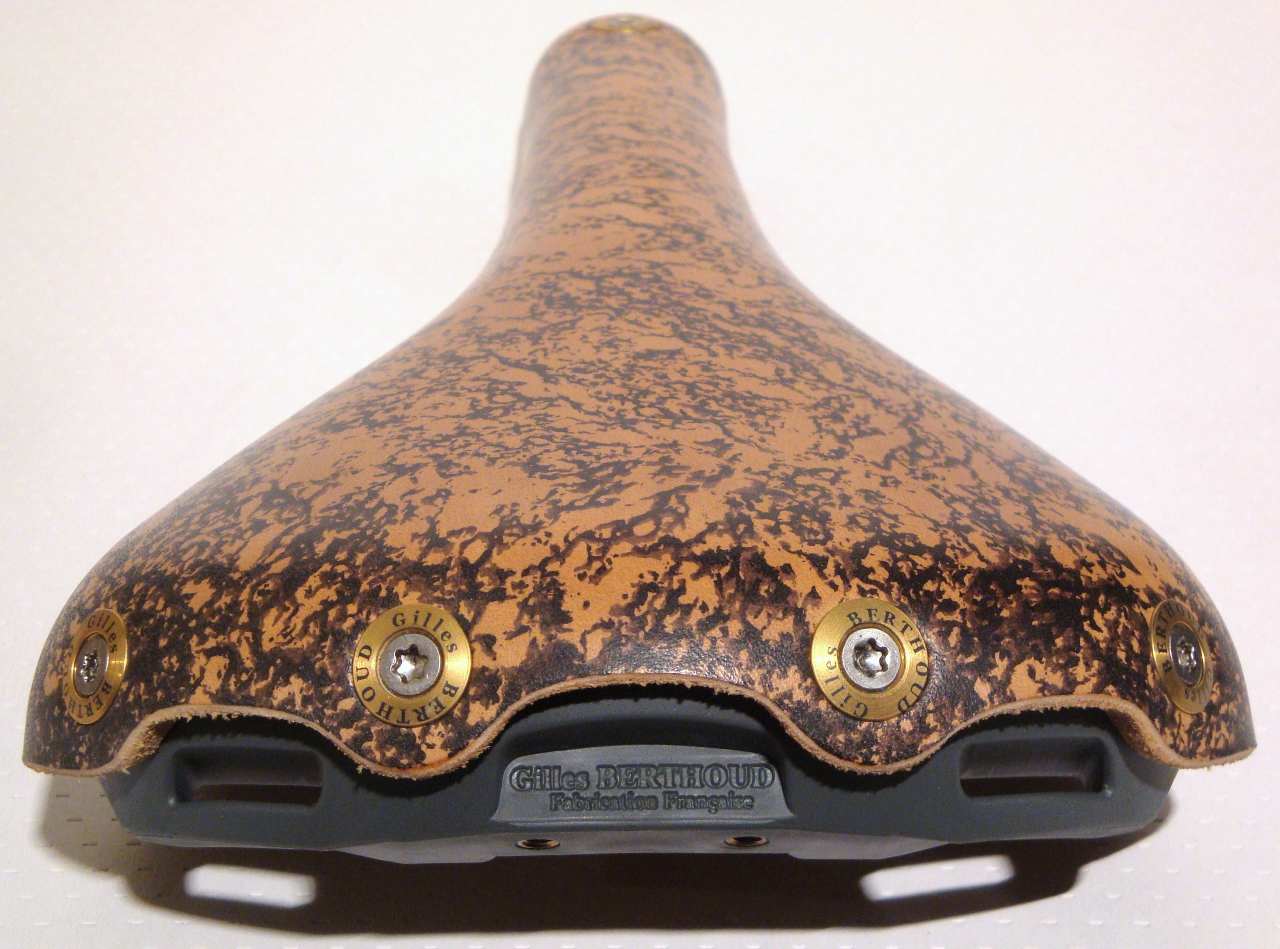 Gilles Berthoud Aspin Cork saddle 3
