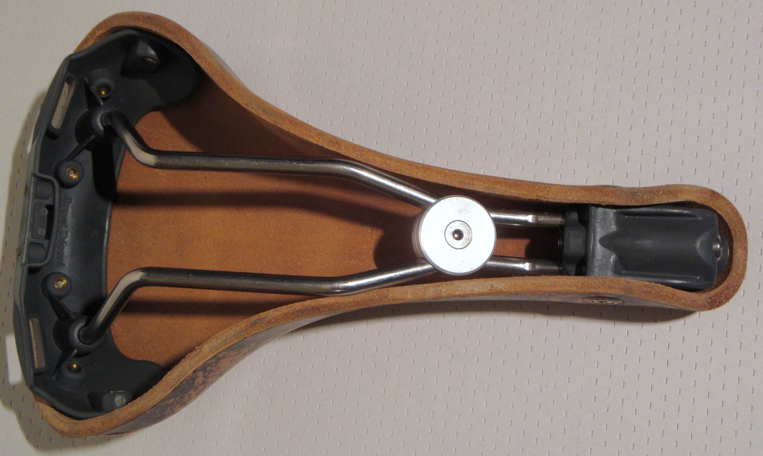 Gilles Berthoud Aspin Cork saddle 7