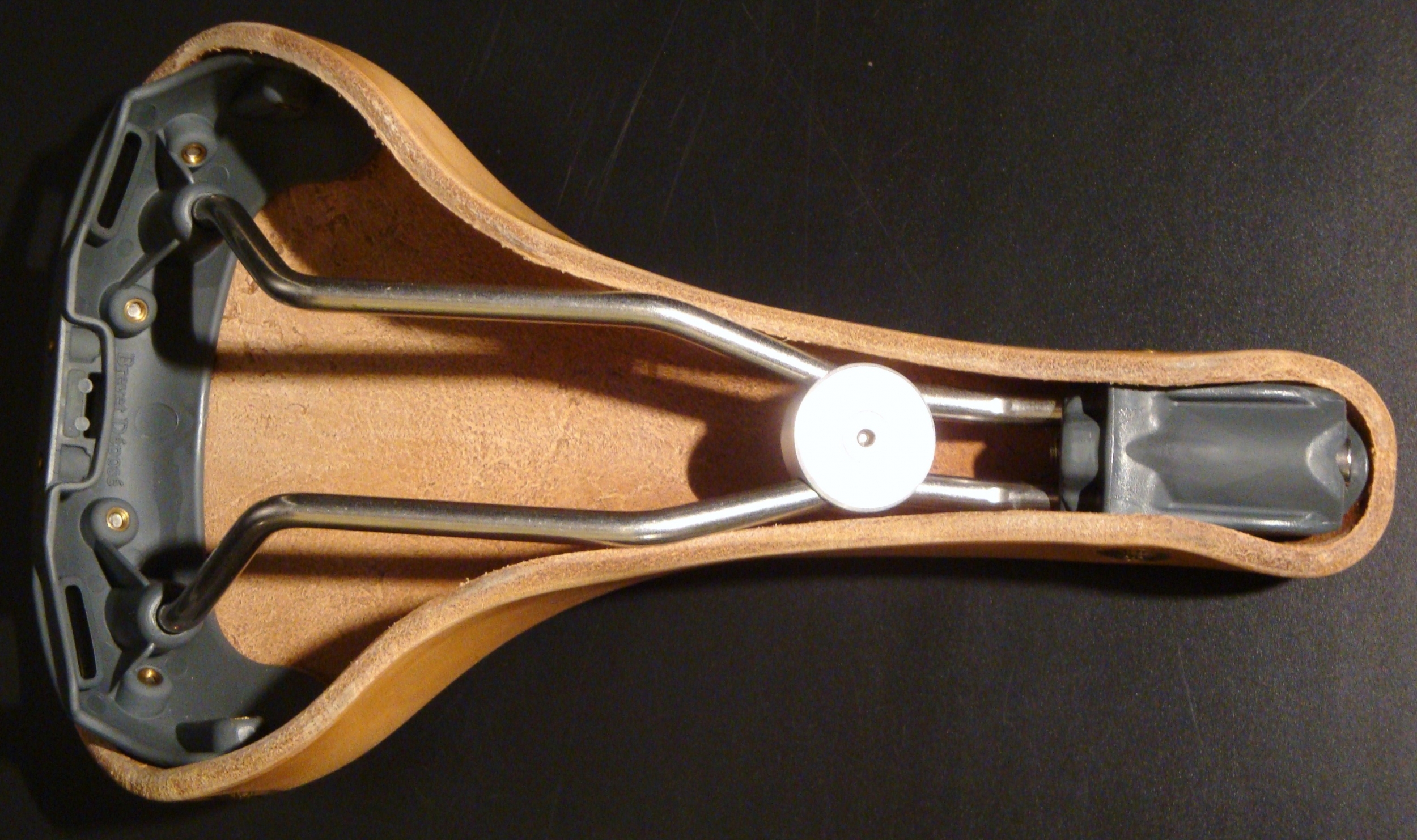 Gilles Berthoud Aspin Natural saddle 7