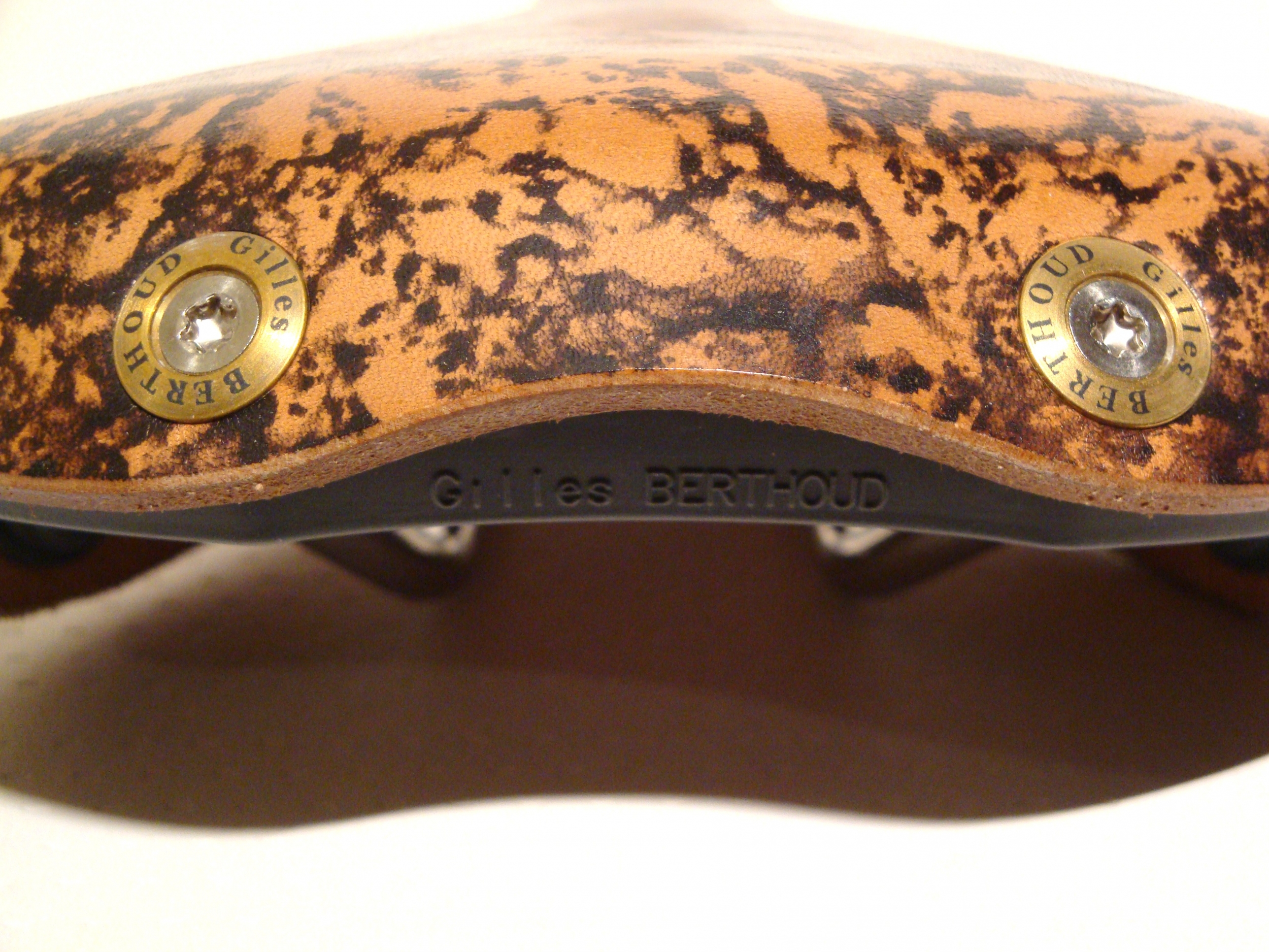 Gilles Berthoud Soulor Cork saddle 4