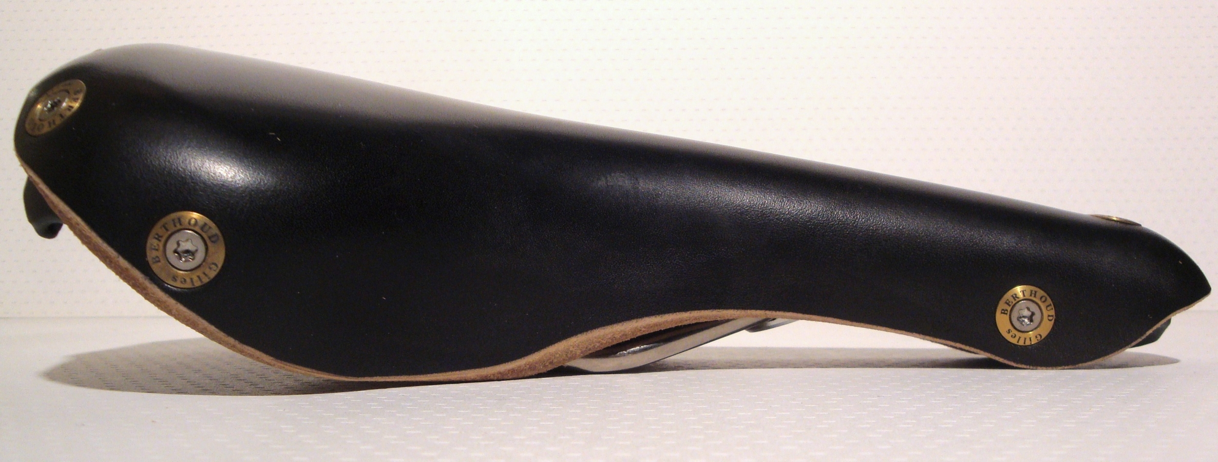 Gilles Berthoud Aravis Black saddle 2