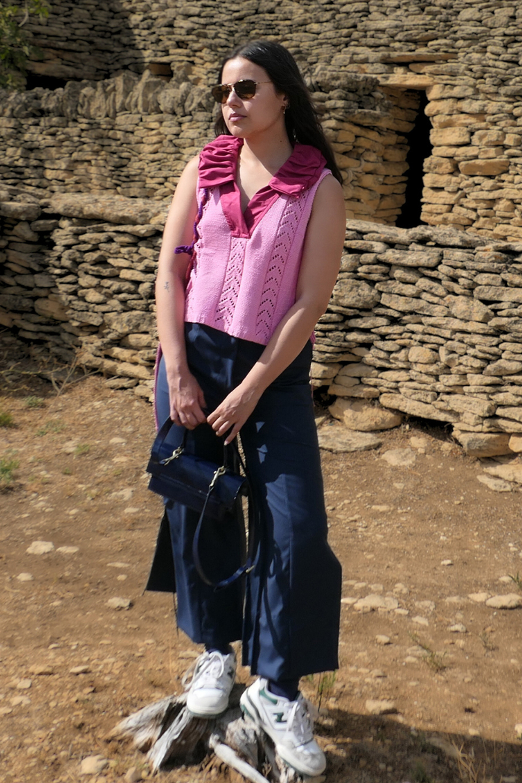 PULL POLO ARTISANAL EN TRICOT AJOURÉ SANS MANCHE