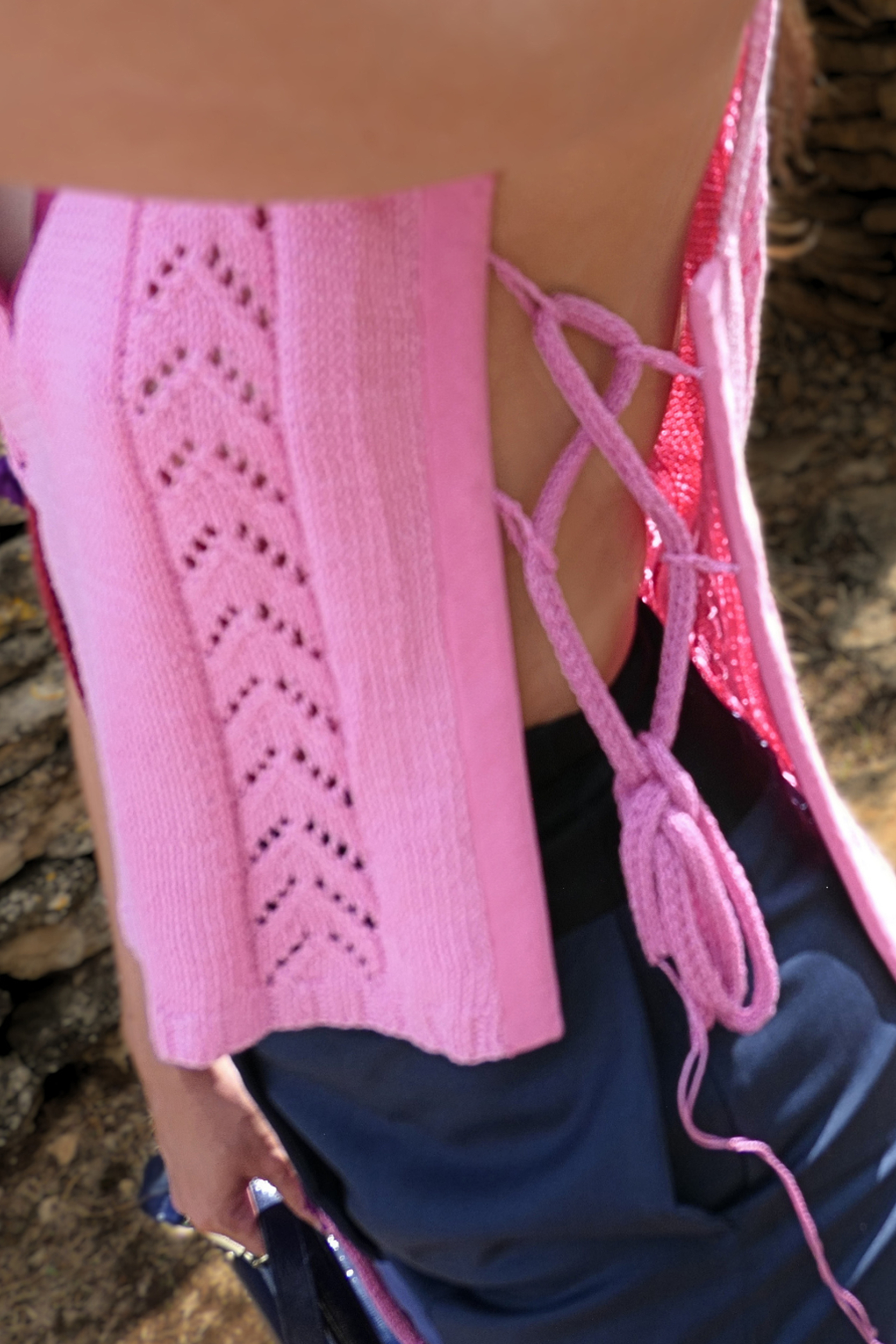 Pull Polo Artisanal Rebirth_Morganite_Profil Gauche Zoom