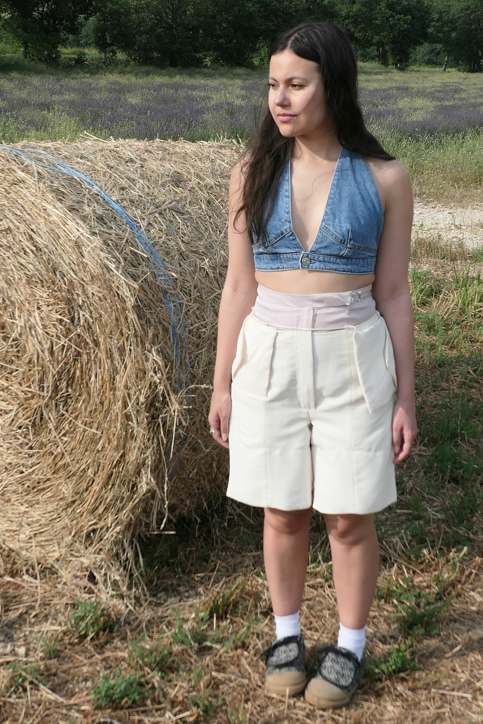 SHORT TAILLEUR LONG COUPE ÉVASÉE FENTE LATÉRALE ET ORGANZA DE SOIE