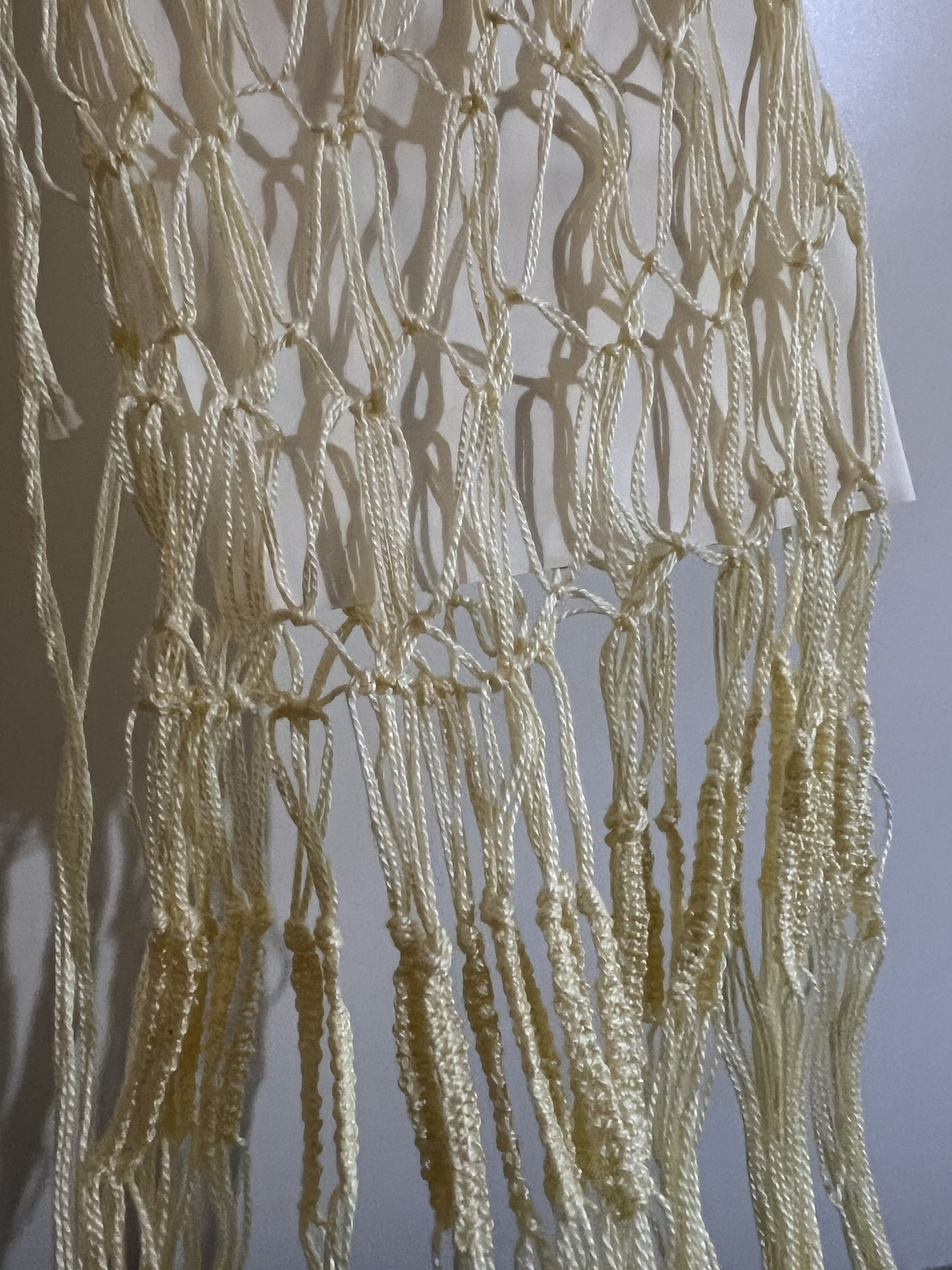 POCHETTE-MACRAME_Artisanal_DEVANT-ZOOM-Motif-franges