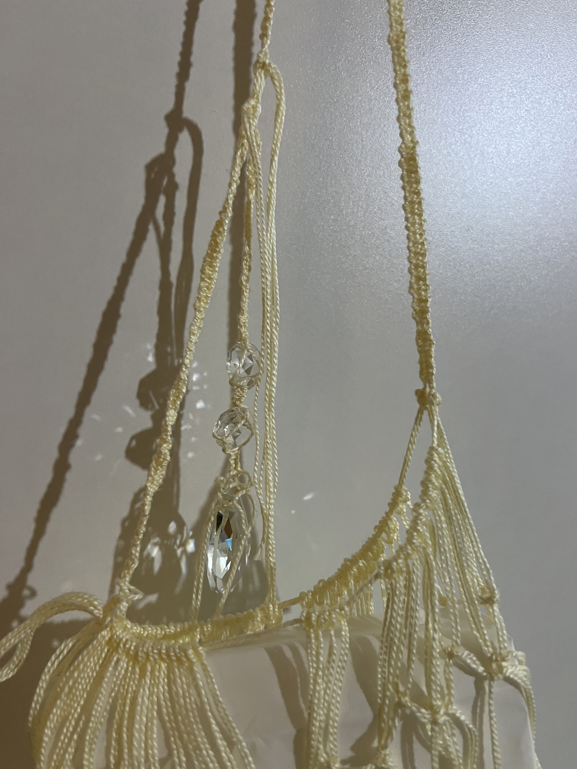 POCHETTE-MACRAME_Artisanal_DEVANT-ZOOM-Pampilles