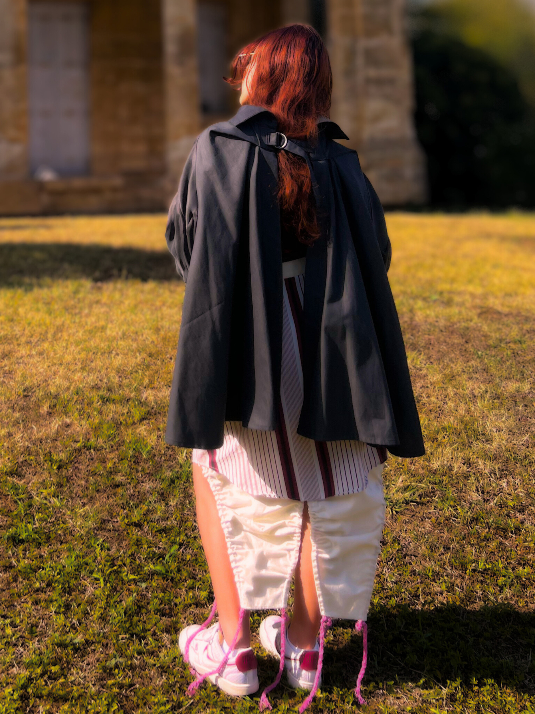 Camise-Base_Grise_Dos-Silhouette