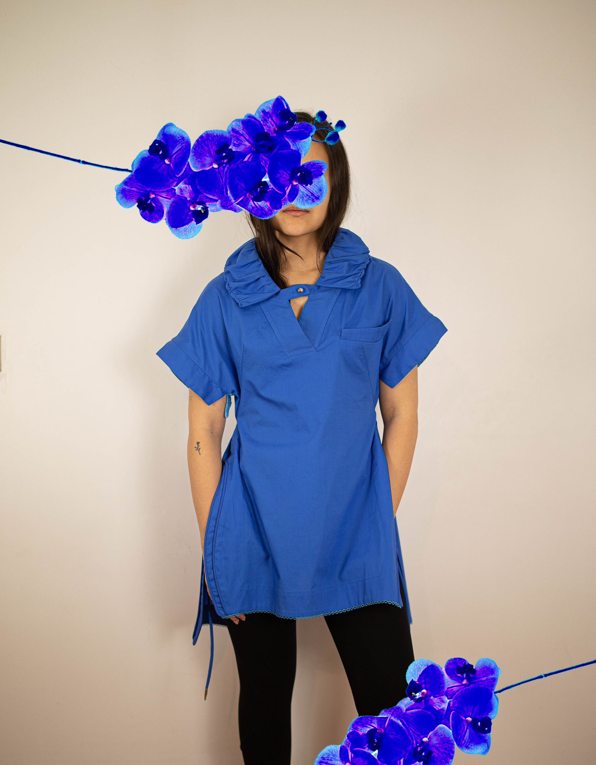 polo base bleu coton devant