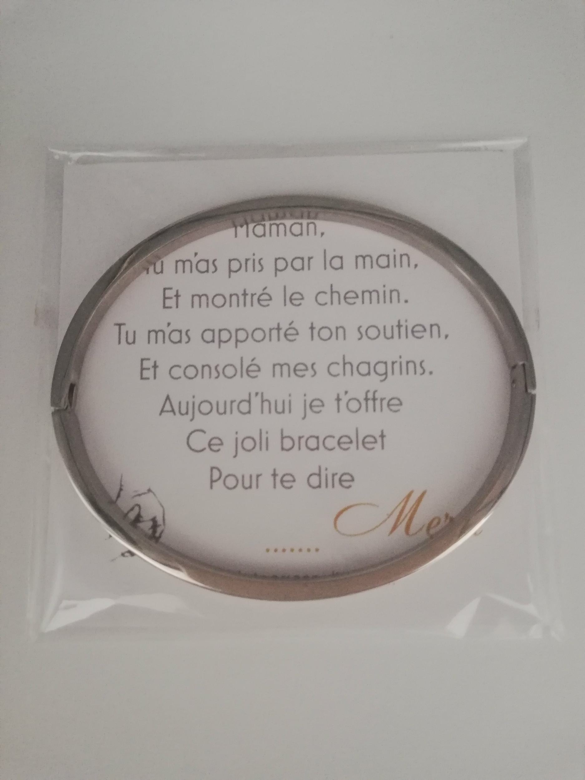 cadeau-maman-derniere-minute-bracelet-personnalise-maman-cool-et-carte-de-remerciement