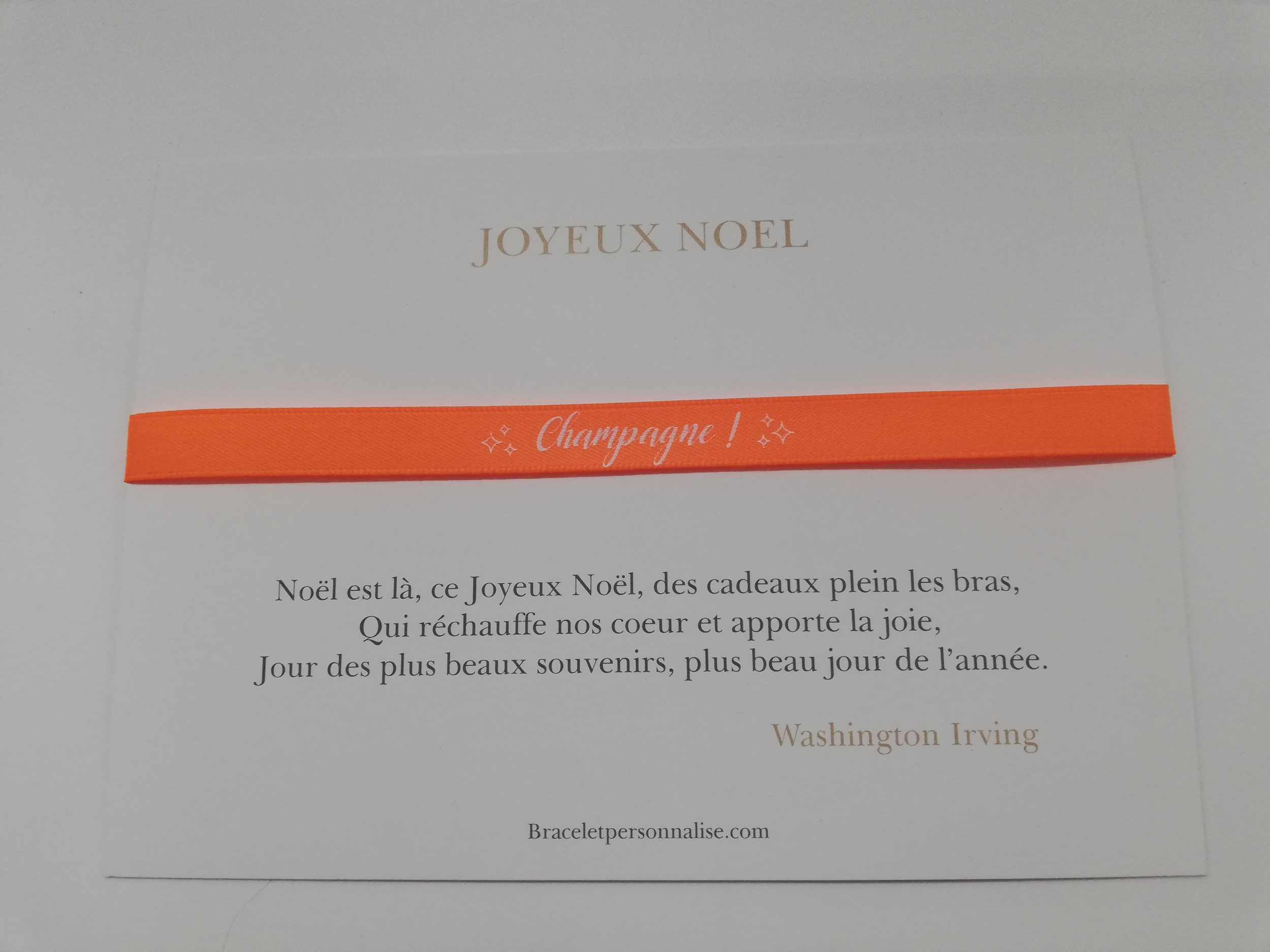 cadeau-pour-noel-pas-cher-bracelet-personnalise-champagne-et-citation-pour-les-fetes