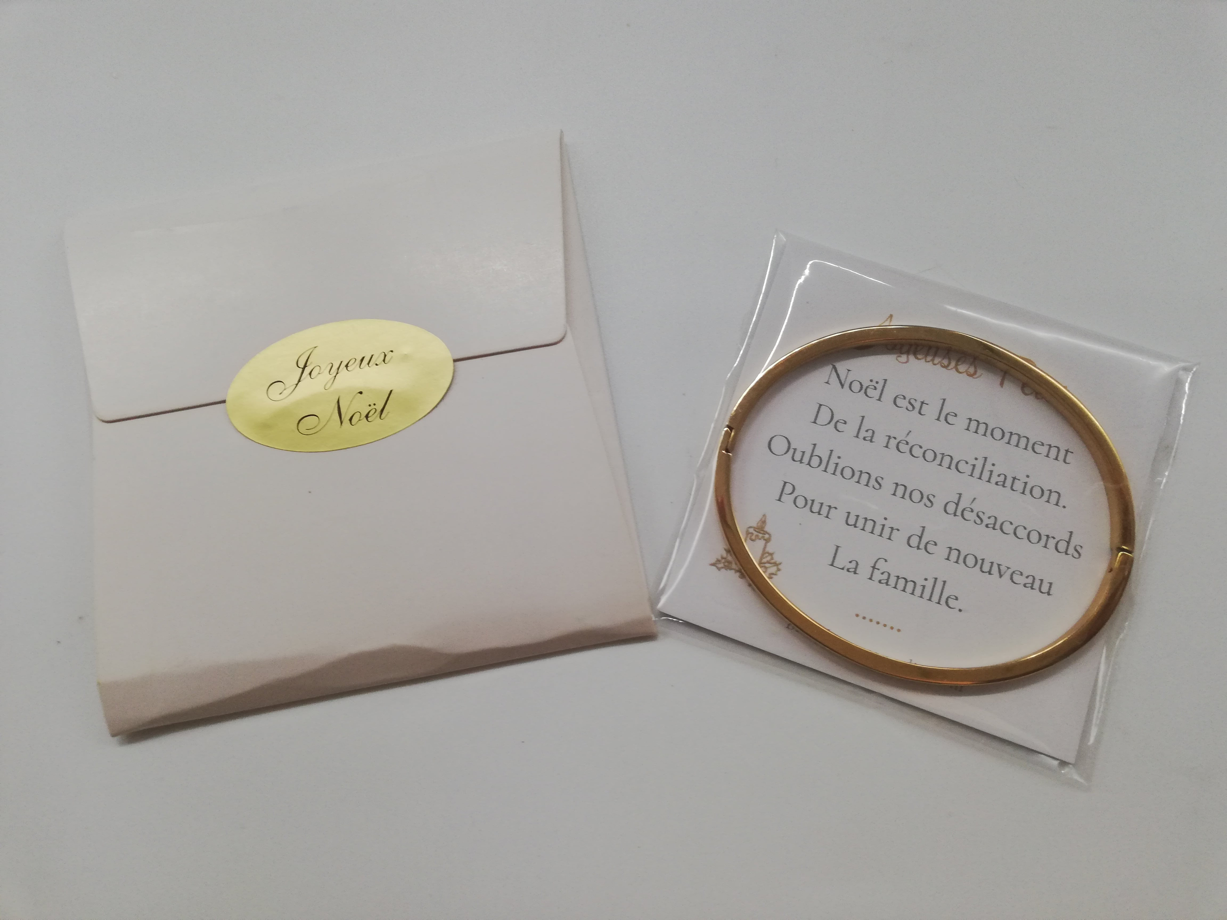 Cadeau de noël tata bracelet personnalisé Je suis une tata qui déchire