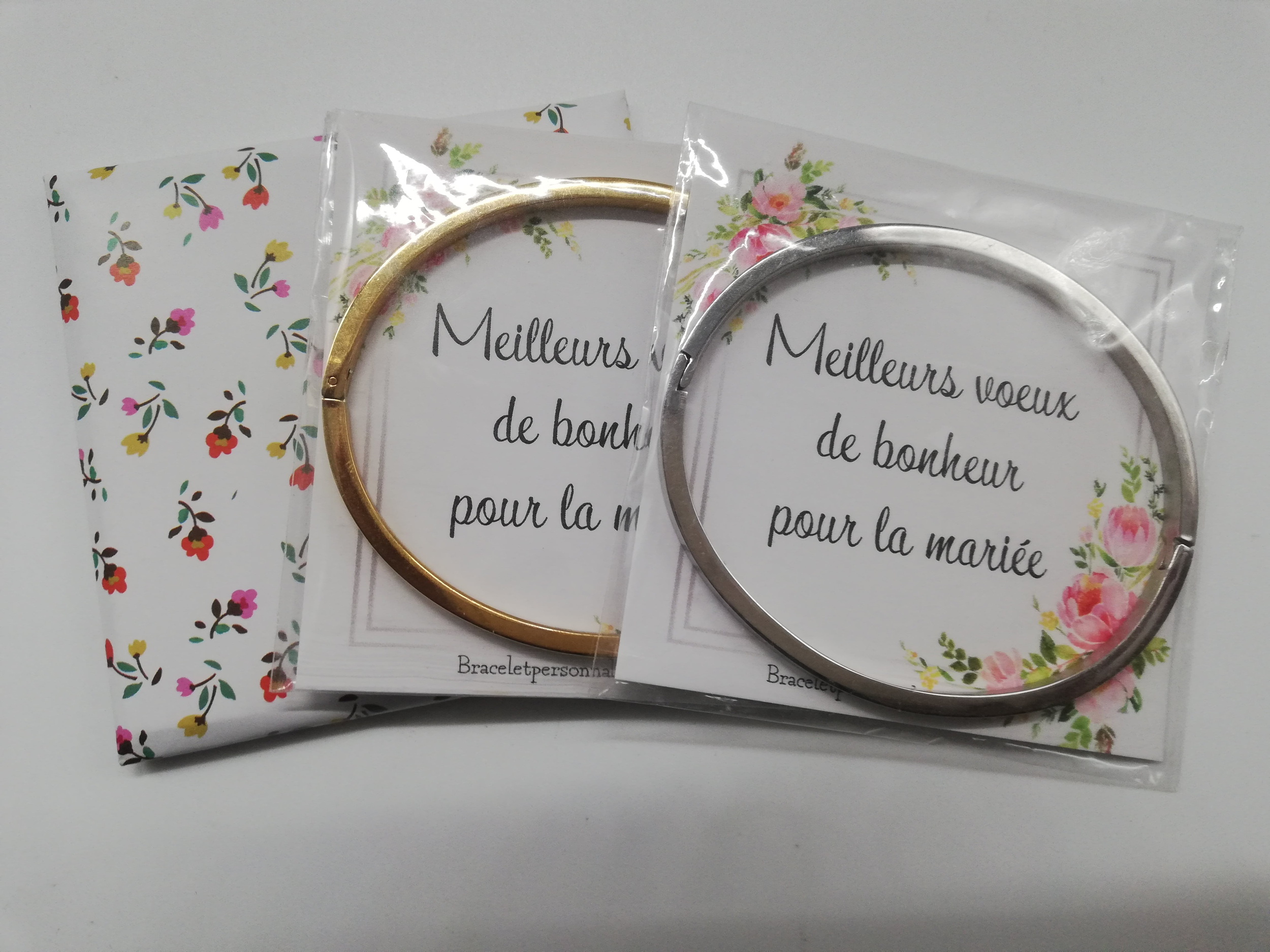 cadeau-mariage-copine-bracelets-personnalises-avec-carte-de-voeux-de-bonheur-pour-la-mariee