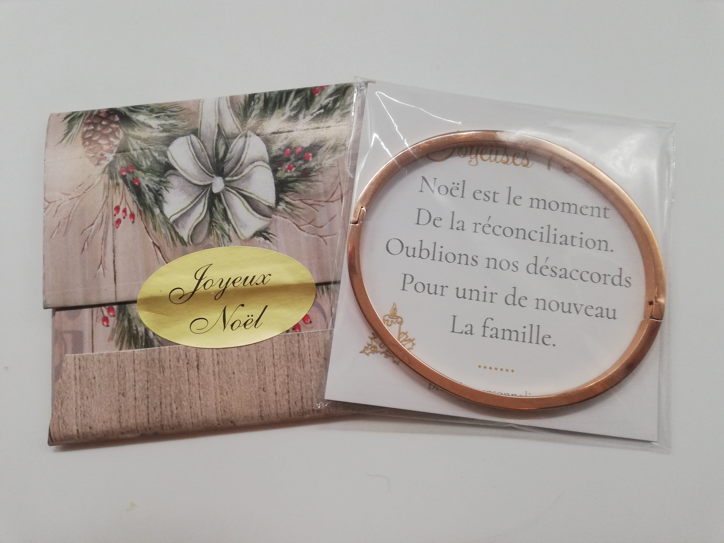 cadeau-noel-marraine-bracelet-personnalise-avec-emballage-pour-les-fetes
