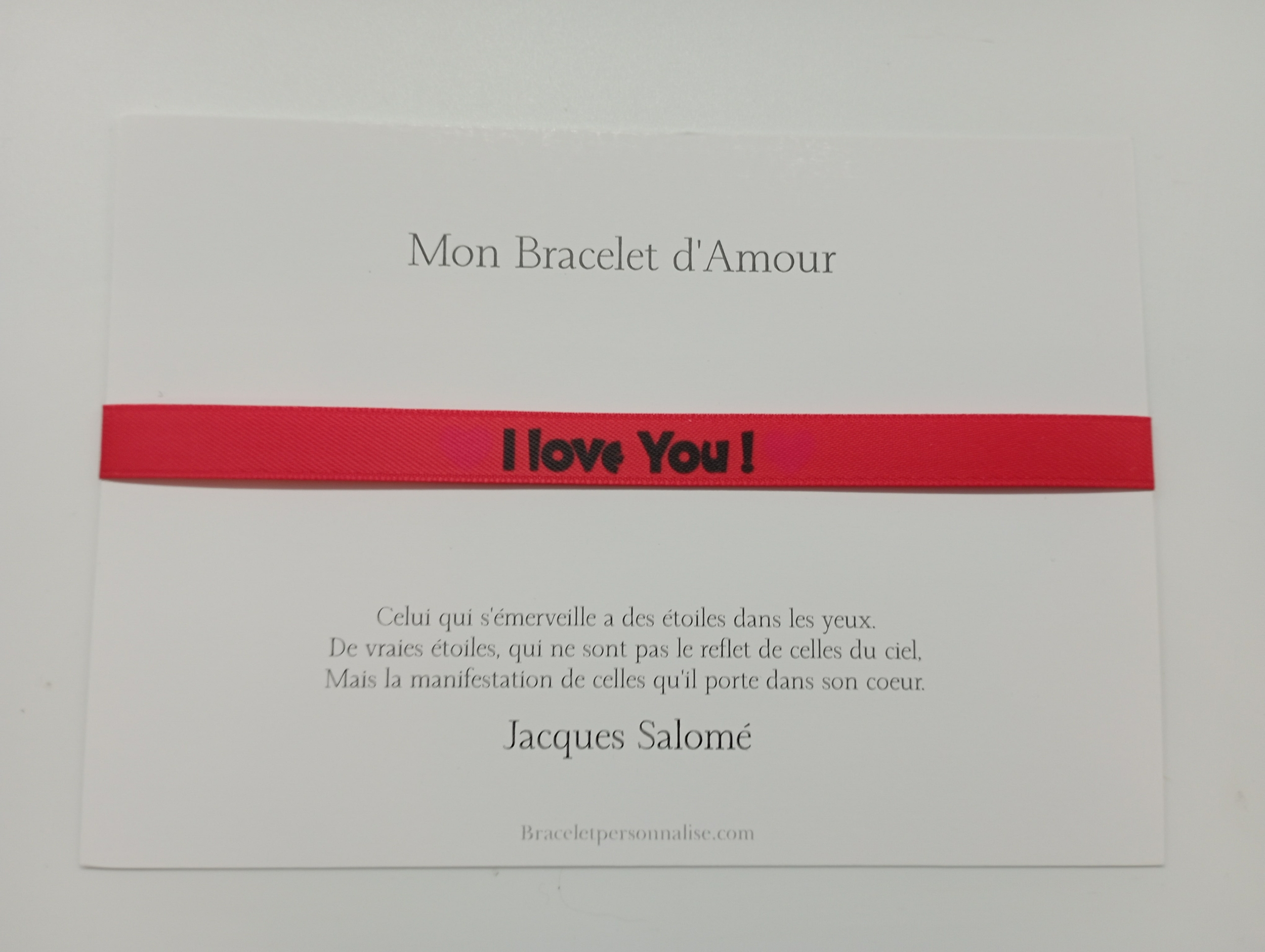 bijoux-sentimentaux-bracelet-personnalise-i-love-you-de-couleur-rouge