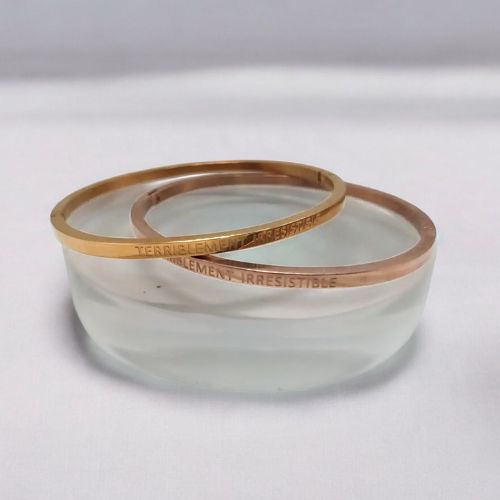 bracelet-pour-femme-tendance-personnalise-terriblement-irresistible