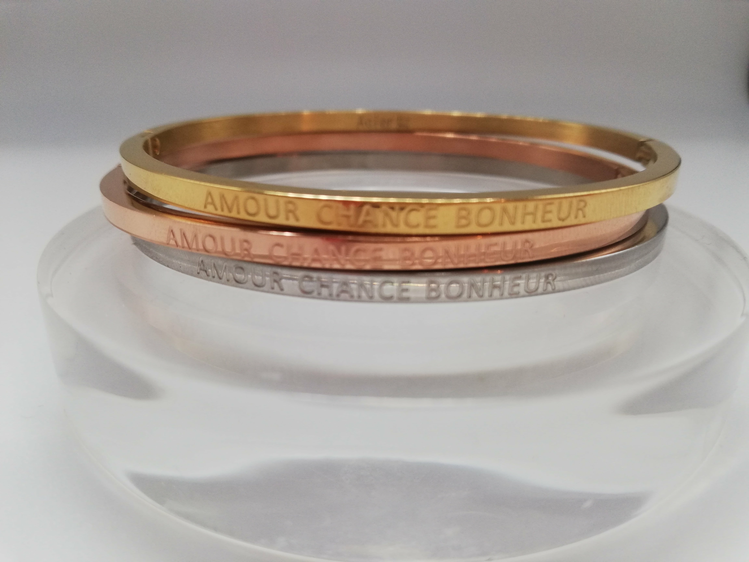 cadeau de mariage dune mère à sa fille bracelet amour chance bonheur