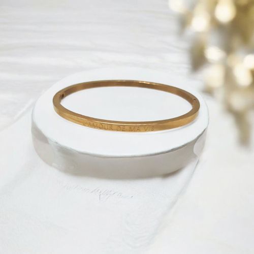 bracelet-personnalise-cadeau-de-mariage-pour-sa-femme