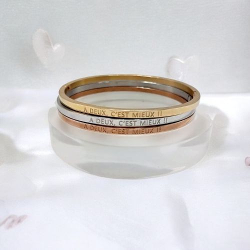 bracelet-avec-carton-personnalise-a-deux-c-est-mieux