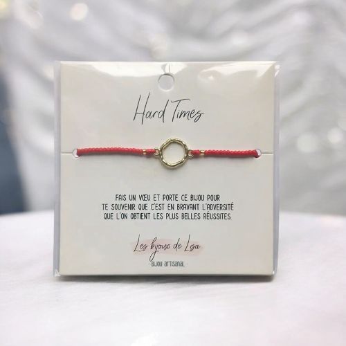 bracelet-cordon-rouge-femme