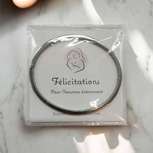 cadeau-felicitation-grossesse-bracelet-personnalise