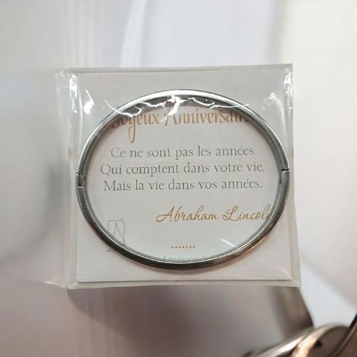 cadeau-pour-sa-grand-mere-bracelet-personnalise
