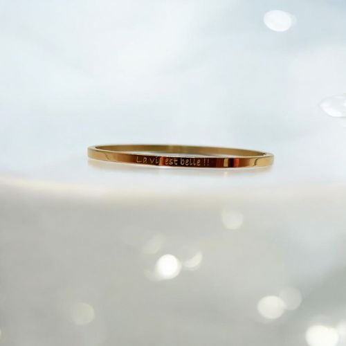 bracelet-femme-cadeau-noel-personnalise-la-vie-est-belle