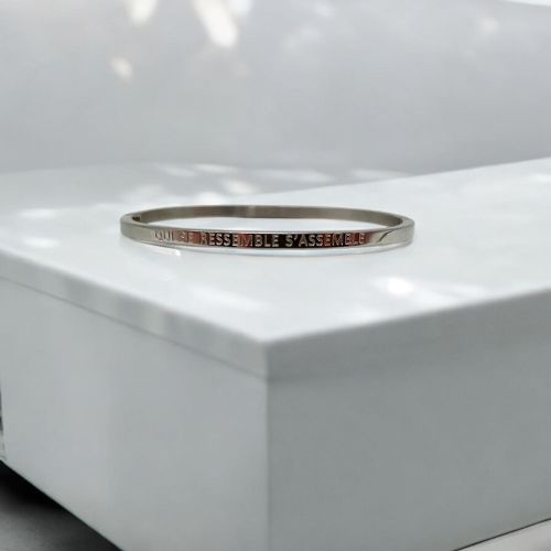 bracelet-personnalise-qui-se-ressemble-s-assemble-cadeau-pour-noel-femme